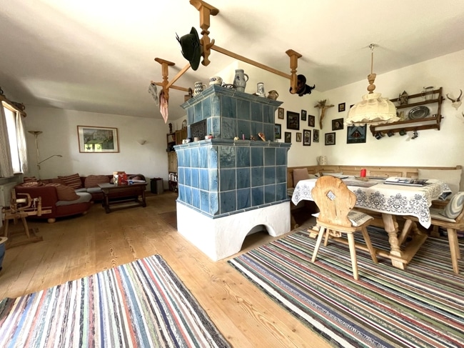 Wohnen mit Kachelofen