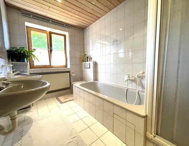 Bad im Obergeschoss