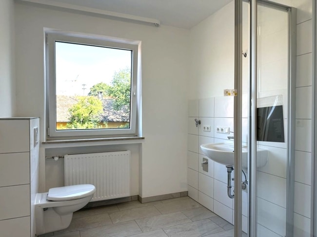 Badezimmer mit Waschmaschinenanschluss