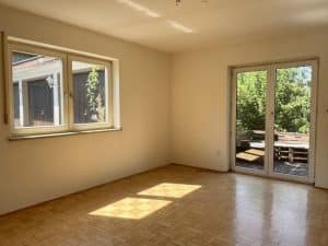 helles Schlafzimmer im EG