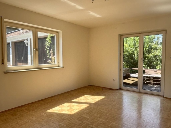 helles Schlafzimmer im EG