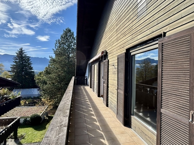 großer Ostbalkon