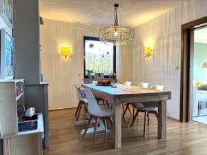 großzügiger Essbereich