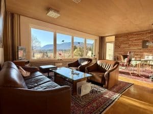 Helles Wohnzimmer mit Traumblick