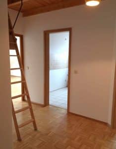 Diele mit Zugang zum Dachboden