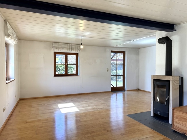 mit Zugang zur Terrasse und Garten