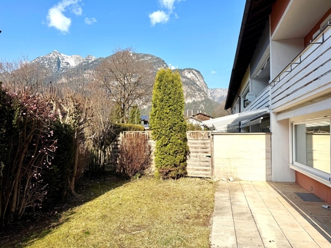 schöne Südterrasse