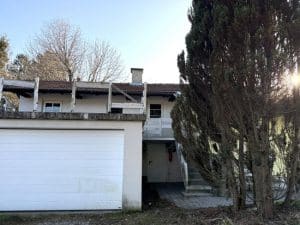 Garage mit möglicher Dachterrasse