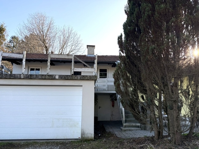 Garage mit möglicher Dachterrasse