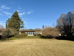 Grundstück mit Bungalow