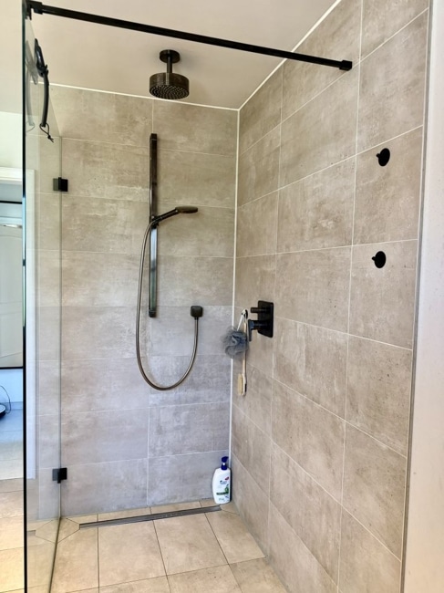 Dusche OG