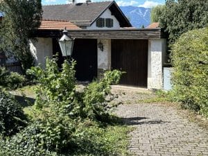 Großzügige Garagen
