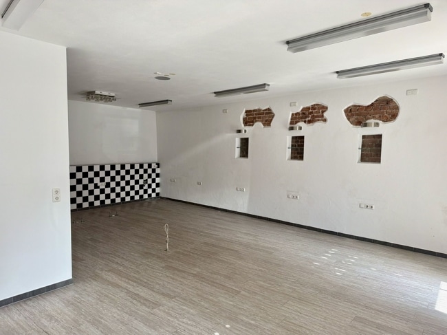 Büro / Praxis / Gewerbeeinheit