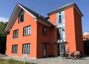 modernes Wohn- und Geschäftshaus mitten in Murnau