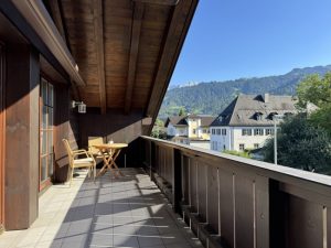 überdachter Balkon